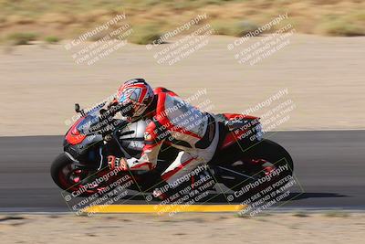 media/Oct-08-2022-SoCal Trackdays (Sat) [[1fc3beec89]]/Turn 9 Inside (10am)/